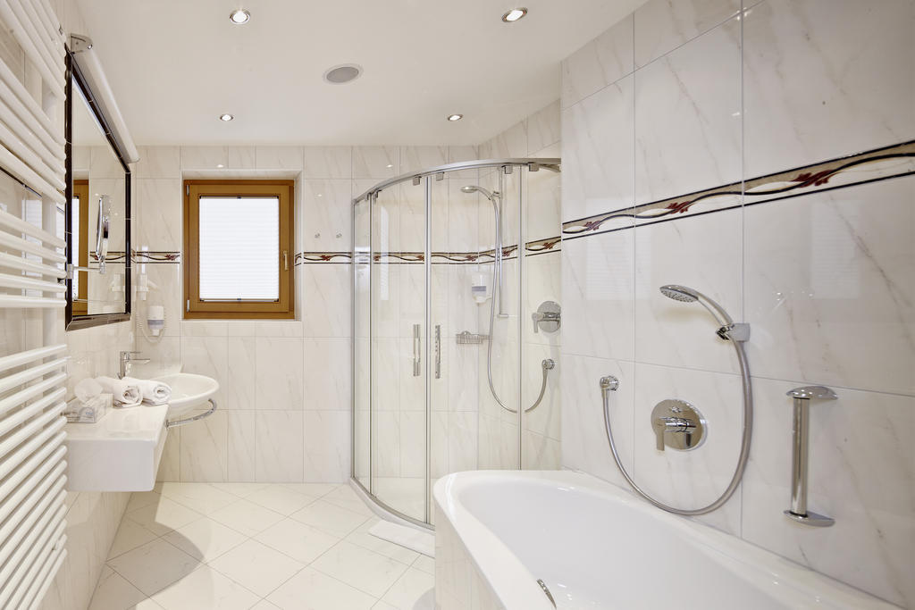 Hotel Jaegerhof Gerlos Room photo